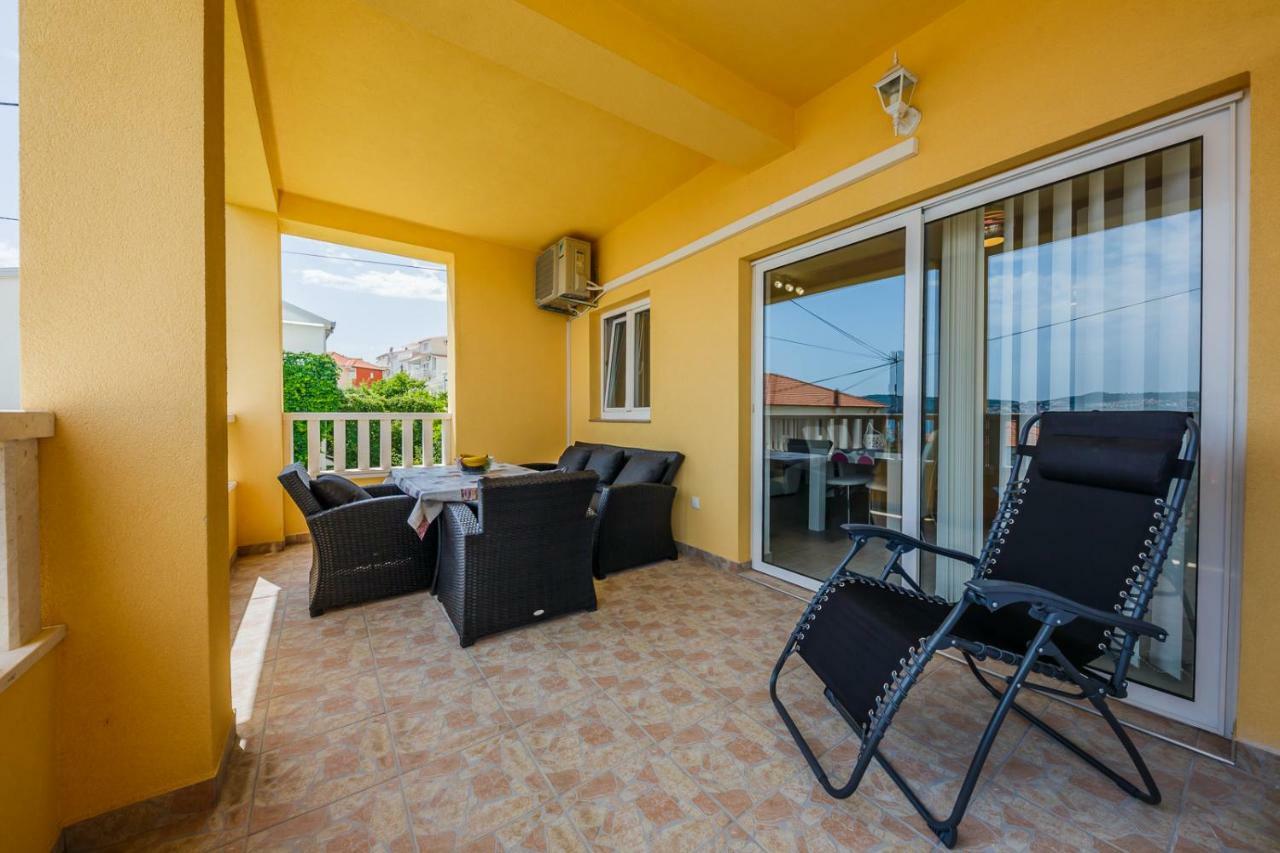Apartman Markulin Трогир Екстериор снимка