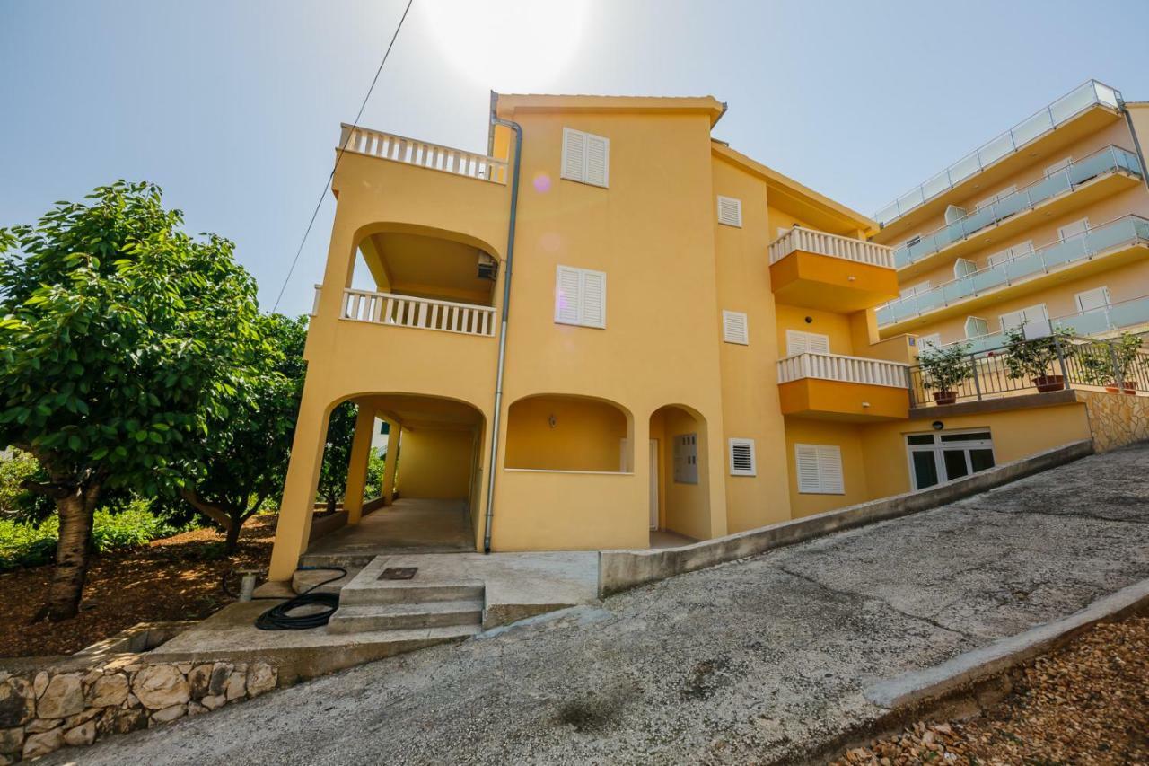 Apartman Markulin Трогир Екстериор снимка